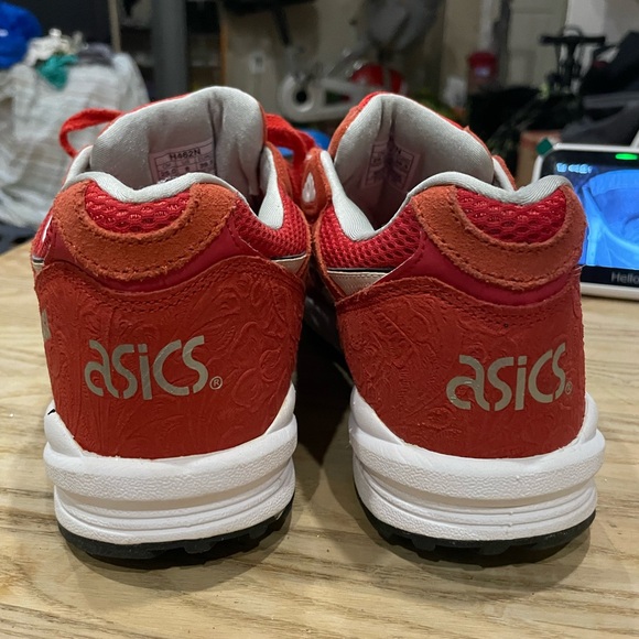 Asics Valentine Gelsaga Runners (Brand New) - Picture 5 of 8